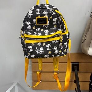Peanuts Loungefly mini backpack black yellow Snoopy Woodstock